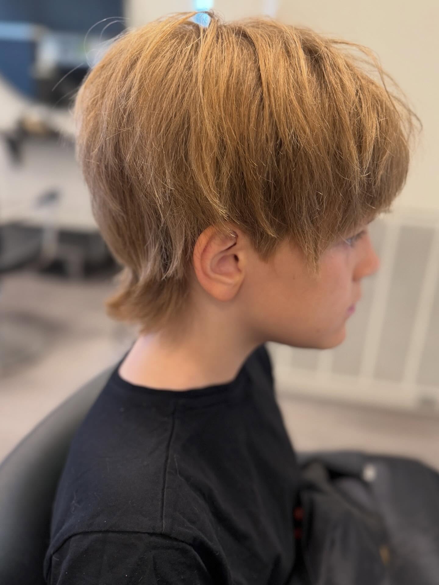 Edvin fick en ny frisyr !! ✂️😍